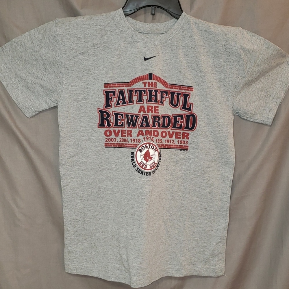 Nike Redsox 2007 World series kids shirt